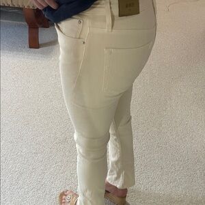 Edwin Women's Cropped Cream Jeans